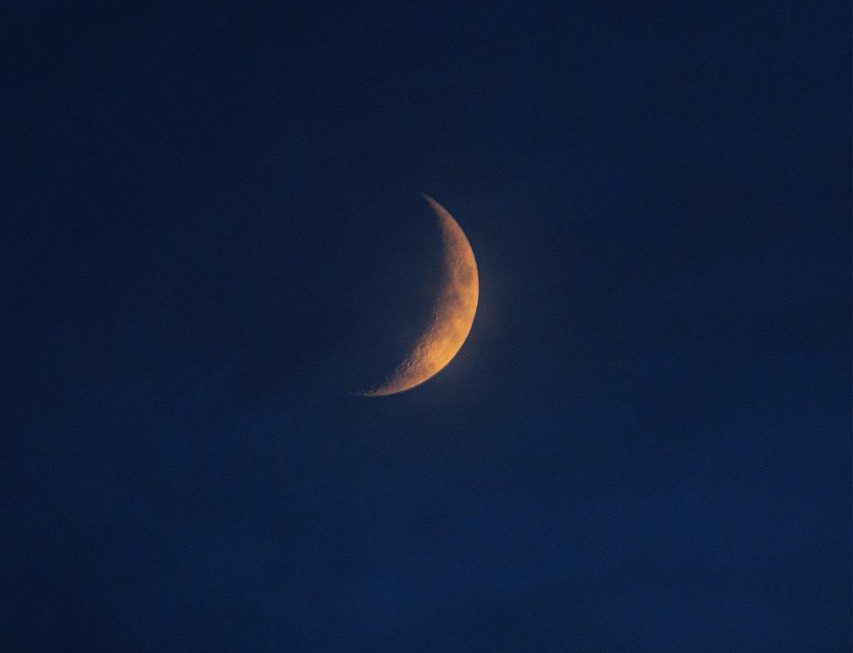 The New Moon In Libra Is Giving Us Clarity In Our Relationships